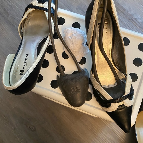 Nygard Collection Black and White Heels - Picture 3 of 4